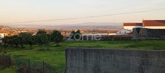 176m² Land in Carapinheira, Portugal No. 84133 15