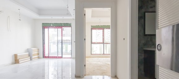 Appartement 1+1 à Mahmutlar, Turkey No. 32798 4