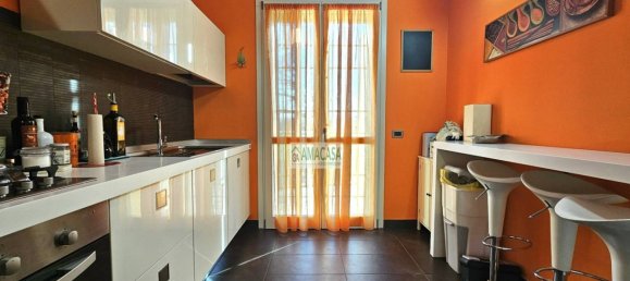 3 Schlafzimmer Wohnung in Castelnuovo Rangone, Italy, Nr. 197139 8