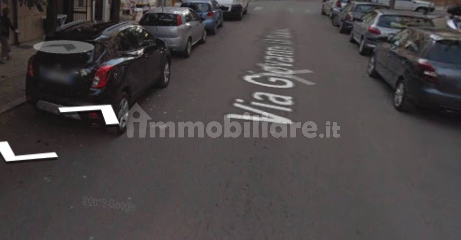 1 room Office in Foggia, Italy No. 396021