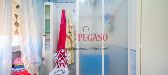 4 rooms Penthouse in Uzzano, Italy No. 178269 19