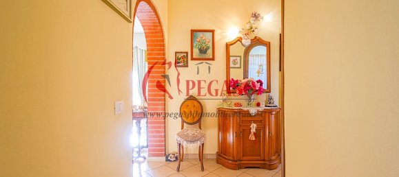 4 rooms Penthouse in Uzzano, Italy No. 178269 10