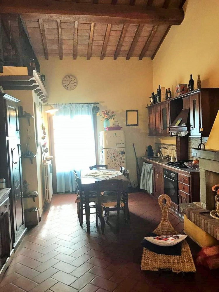 3 rooms Apartment in Montopoli in Val d'Arno, Italy No. 218109