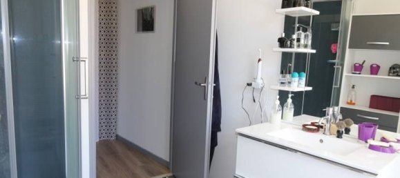 Casa de 2 dormitorios en Les Aix-d'Angillon, France No. 54257 4