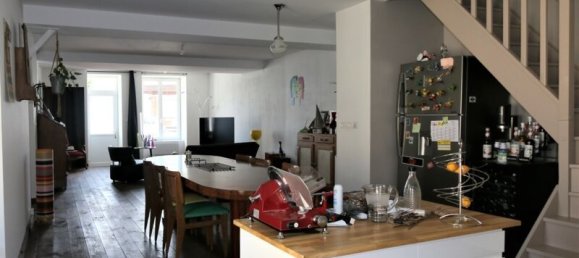 Casa de 2 dormitorios en Les Aix-d'Angillon, France No. 54257 2