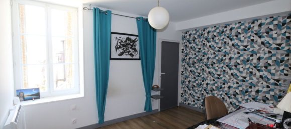 Casa de 2 dormitorios en Les Aix-d'Angillon, France No. 54257 3