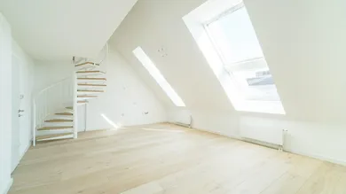 2غرفة شقة في Wieden, Austria رقم 183325