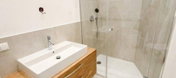 4 rooms Apartment in Vienna, Austria No. 55895 5