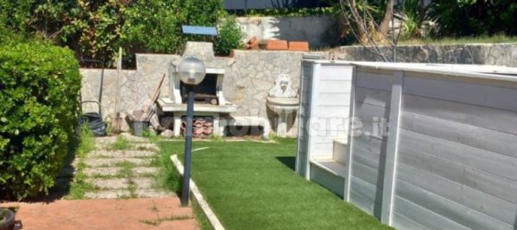 Casa de 2 dormitorios en Galluccio, Italy No. 315256 3