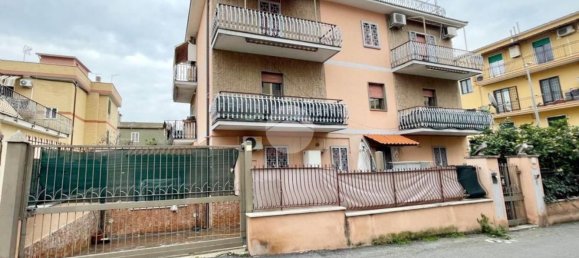 2 rooms Apartment in Rome, Italy No. 98392 7