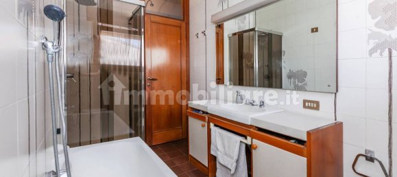 6 bedrooms Villa in Rescaldina, Italy No. 356486 30