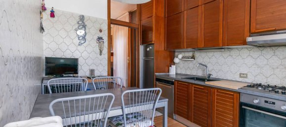 6 bedrooms Villa in Rescaldina, Italy No. 356486 16