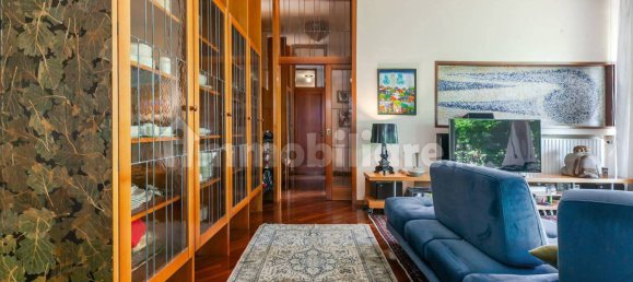 6 bedrooms Villa in Rescaldina, Italy No. 356486 6