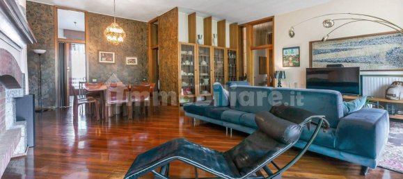 6 bedrooms Villa in Rescaldina, Italy No. 356486 8