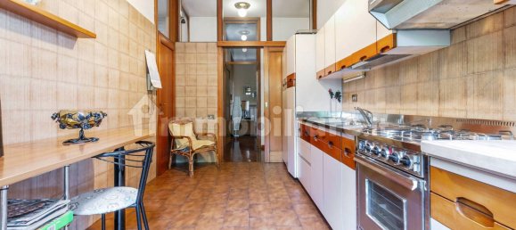 6 bedrooms Villa in Rescaldina, Italy No. 356486 37