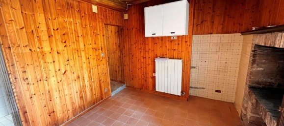 2 Schlafzimmer Haus in Perugia, Italy, Nr. 260812 5