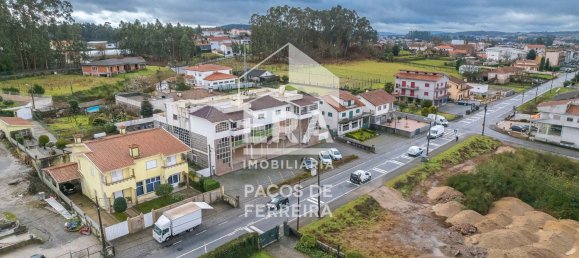 Propriété commerciale à Carvalhosa, Portugal 853m² No. 86209 4