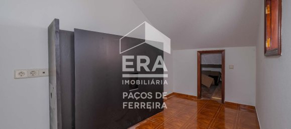 Propriété commerciale à Carvalhosa, Portugal 853m² No. 86209 11