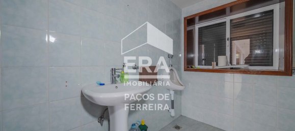 Propriété commerciale à Carvalhosa, Portugal 853m² No. 86209 13