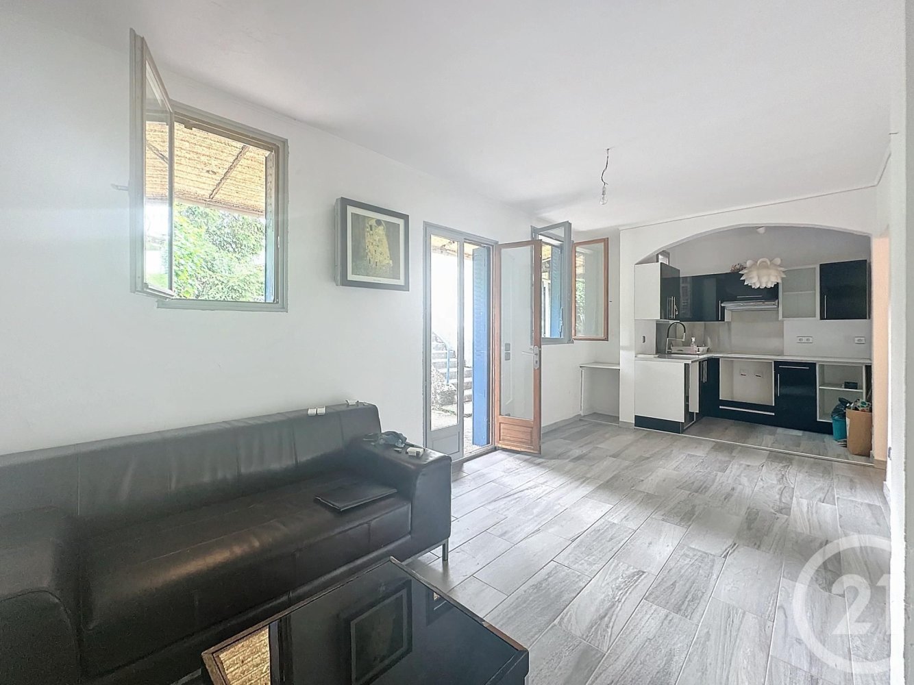 Дом с 2 спальнями в Пон-сюр-Йонна, Франция № 267895