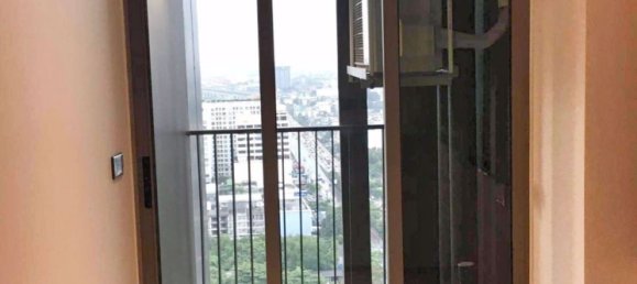 1 bedroom Condo in Thonburi, Thailand No. 9482 5
