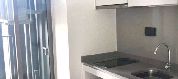 1 bedroom Condo in Thonburi, Thailand No. 9482 4