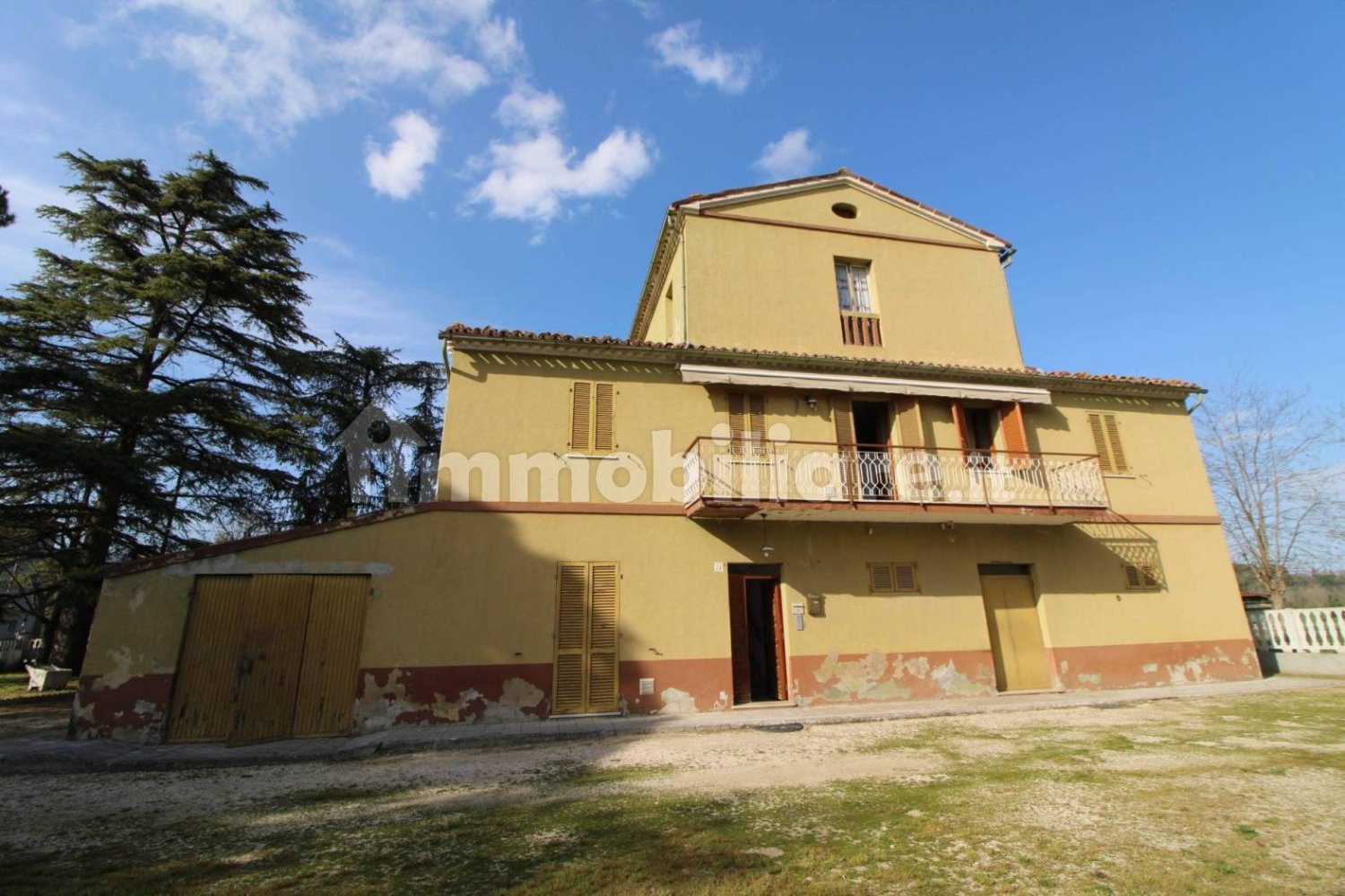 5 bedrooms House in Maiolati Spontini, Italy No. 209262