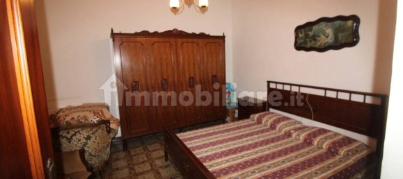 5 bedrooms House in Maiolati Spontini, Italy No. 209262 2