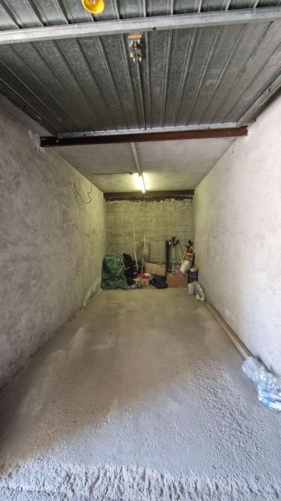 Garagem em Aosta, Italy 14 m² N.º 322093