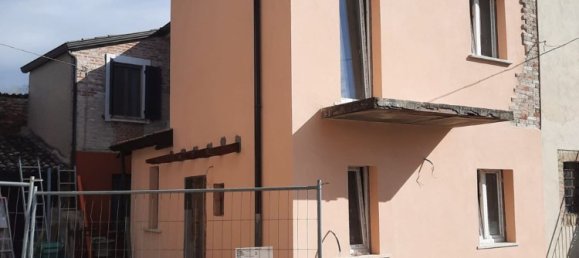 Estudio en Borgonovo Val Tidone, Italy No. 251467 2