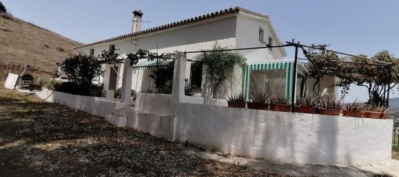 4 Schlafzimmer Haus in Alora, Spain, Nr. 47825 9