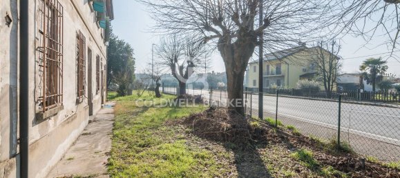 12 rooms House in Ravenna, Italy No. 96033 22