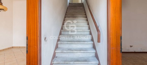 12 rooms House in Ravenna, Italy No. 96033 16