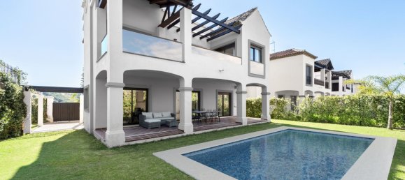 4 bedrooms Villa in Arroyo Vaquero, Spain No. 3061 2