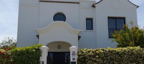 4 bedrooms Villa in Arroyo Vaquero, Spain No. 3061 12