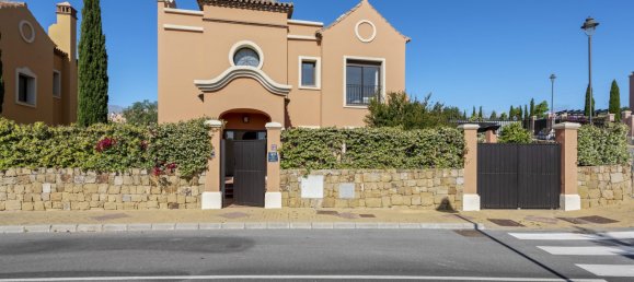 4 bedrooms Villa in Arroyo Vaquero, Spain No. 3061 19