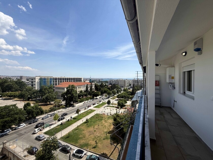 Квартира с 2 спальнями в Салоники, Греция № 51875