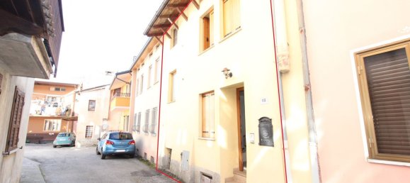 Casa de 6 divisões em Recoaro Terme, Italy N.º 58114 3