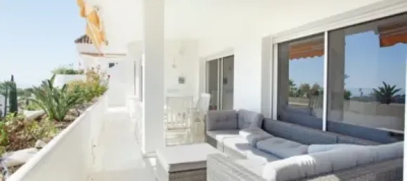 6 bedrooms Penthouse in Marbella, Spain No. 81777 11