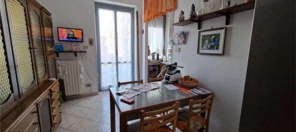 Apartamento de 4 habitaciónes en Pinerolo, Italy No. 143743 3