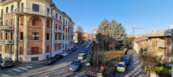 Apartamento de 4 habitaciónes en Pinerolo, Italy No. 143743 11