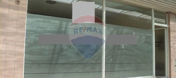 56m² Commercial property in Braga, Portugal No. 33306 2