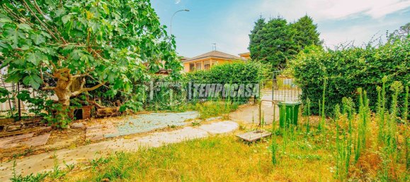 3 rooms Villa in Carbonara al Ticino, Italy No. 310652 2