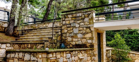 5 bedrooms Property in Agios Stefanos, Greece No. 6286 5