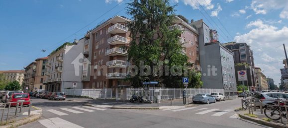 2 bedrooms Apartment in Milan, Italy No. 316598 28
