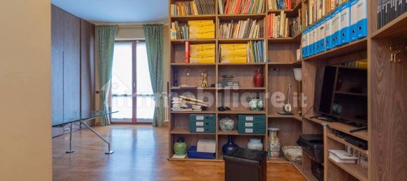 2 bedrooms Apartment in Milan, Italy No. 316598 10