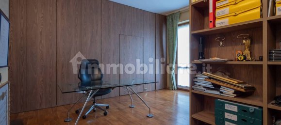 2 bedrooms Apartment in Milan, Italy No. 316598 11