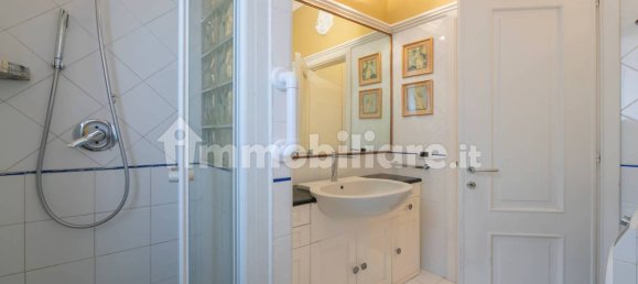 2 bedrooms Apartment in Milan, Italy No. 316598 19