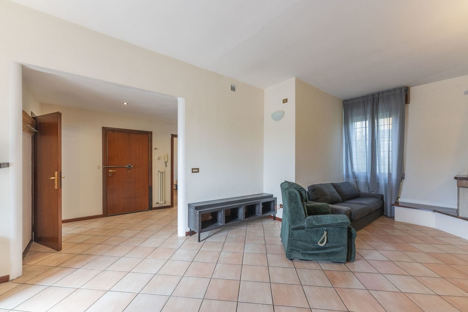 4 bedrooms Apartment in Galliera, Italy No. 388430