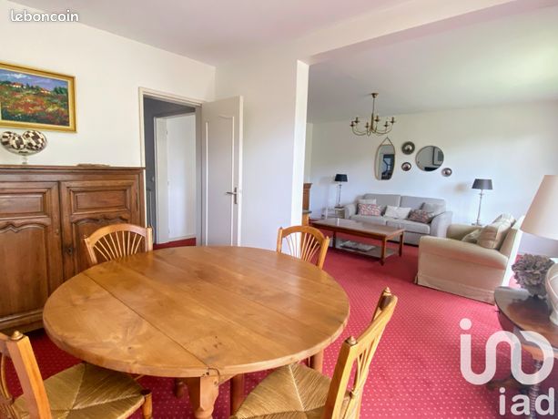 Apartamento de 3 dormitorios en Amiens, France No. 303060